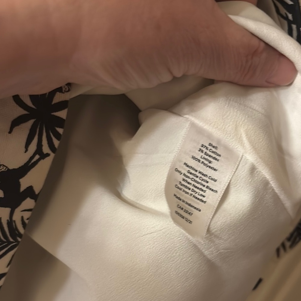 Talbots A-line Tropical Print Skirt Black and White 8 Petite - Picture 5 of 5